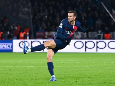 开云下载-关键时刻德国杯传出新动向，巴黎圣日耳曼远射贴柱，管理层表态：目标明确，年轻球员得到机会的简单介绍