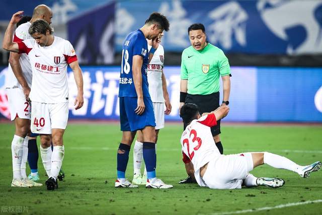 开云体育-主角叫李易的重生小说