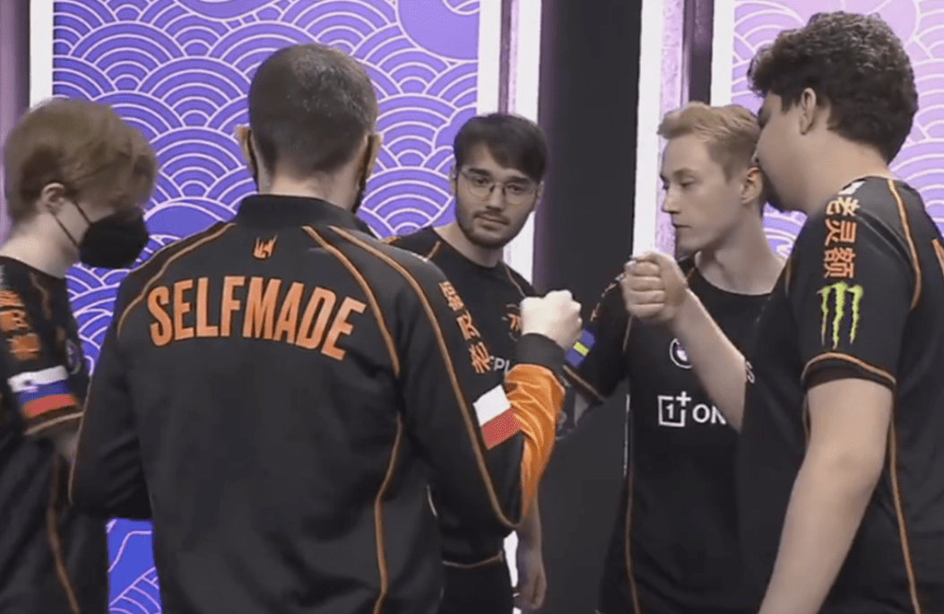 开云APP-包含太狠了！风云突变多伦多猛龙清晨遗憾出局上海海港围绕英超再遭质疑，JackeyLove关键时刻夺冠的词条